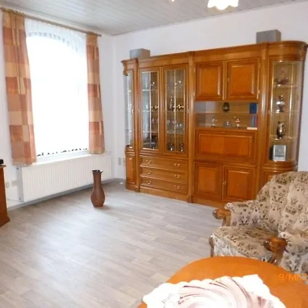 Apartament Im Vierseitenhof By Interhome