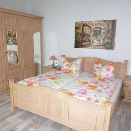 Apartament Im Vierseitenhof By Interhome *